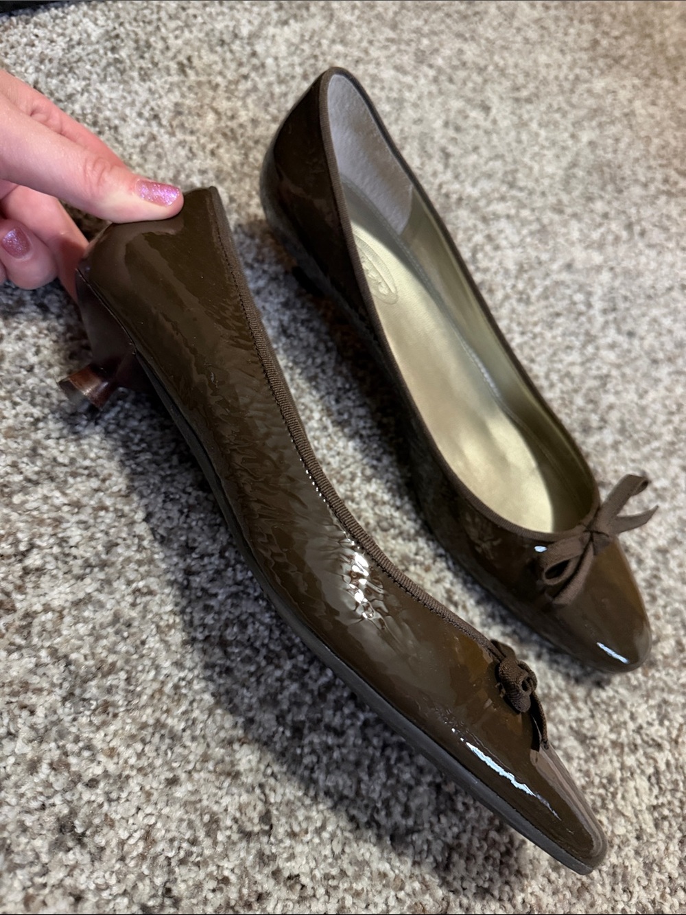 Talbots NWT Patent Bow Kitten Heel Pumps - Brown